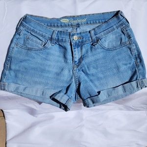 Old Navy boyfriend light blue denim shorts (2)